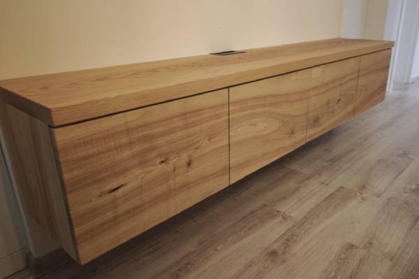 tv_komoda_stolek_benoble (1)